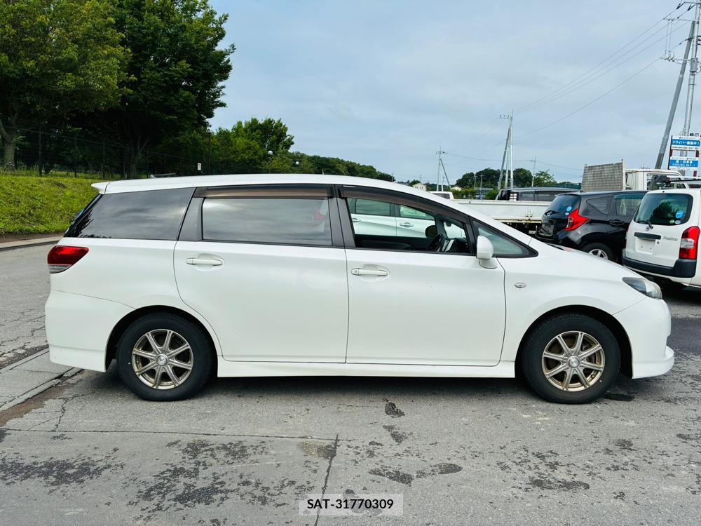 Toyota WISH 2011 7043693-5