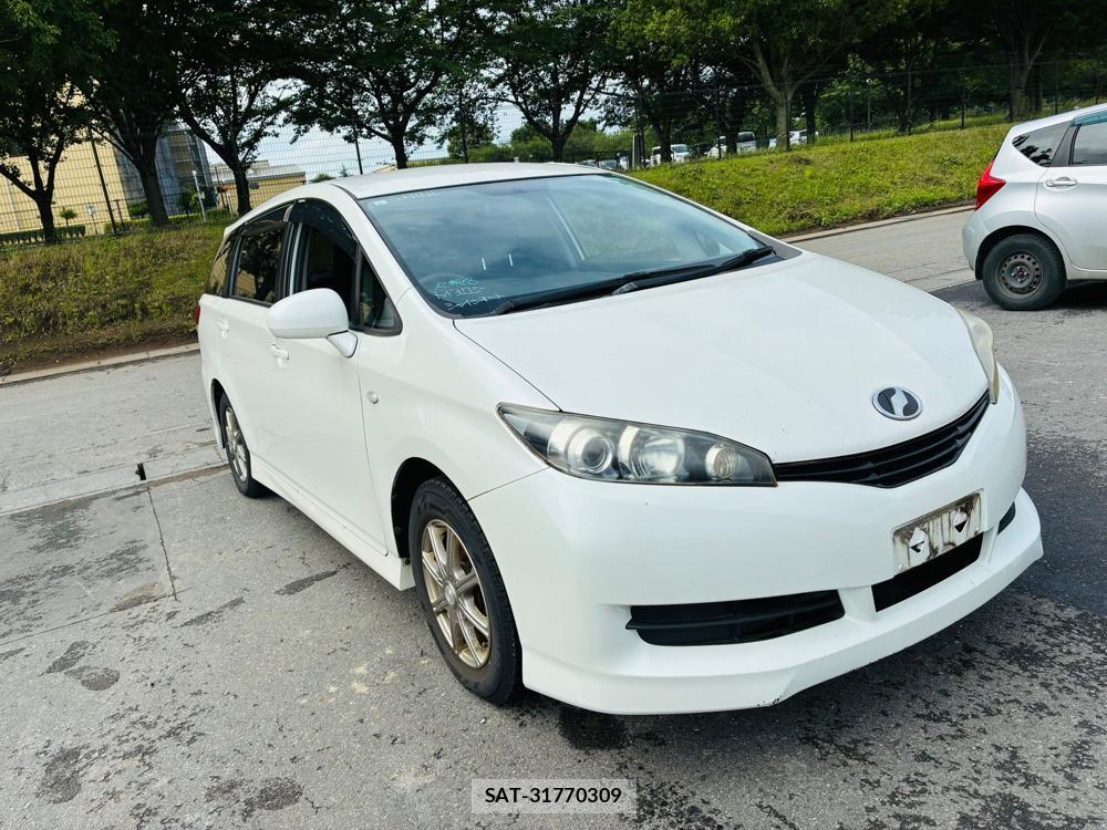Toyota WISH 2011 7043693-6