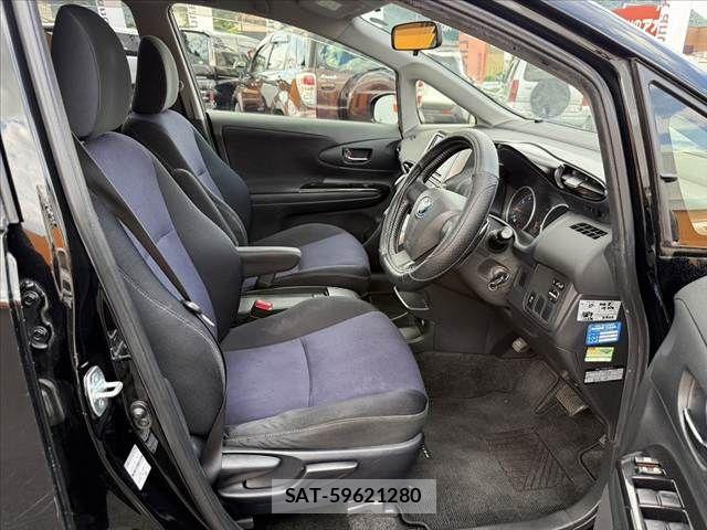 Toyota WISH 2015-07 7880646-15