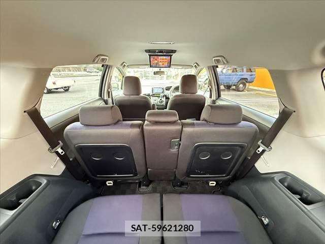 Toyota WISH 2015-07 7880646-28