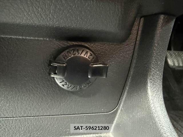 Toyota WISH 2015-07 7880646-29