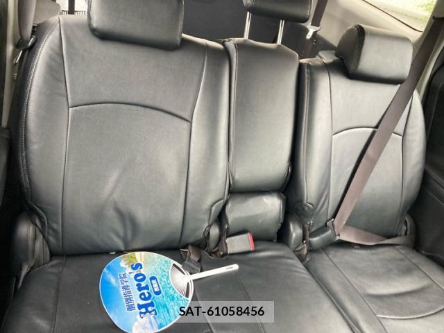 Toyota WISH 2013-10 7880653-10