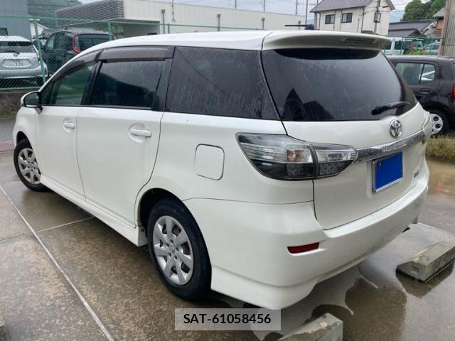 Toyota WISH 2013-10 7880653-6