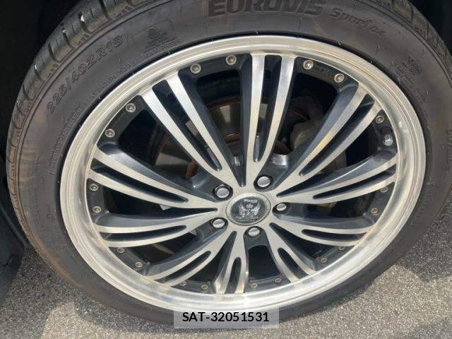Toyota WISH 2013-07 7880649-10