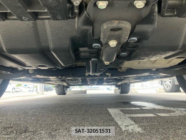 Toyota WISH 2013-07 7880649-26