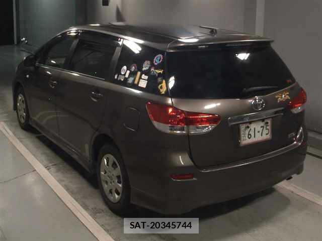 Toyota WISH 2010-10 7860326-3