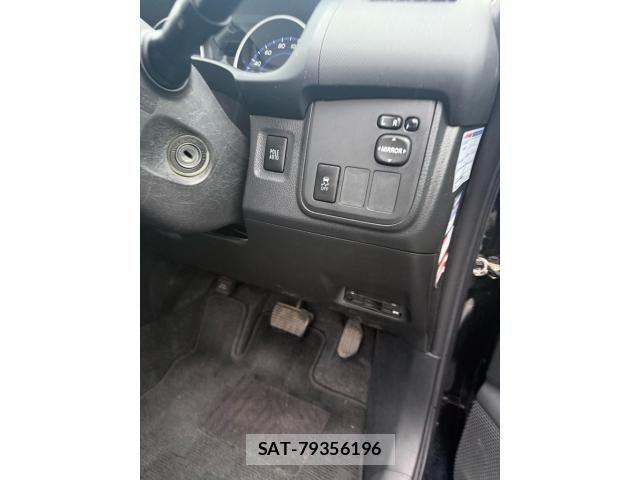 Toyota WISH 2012-05 7880645-10