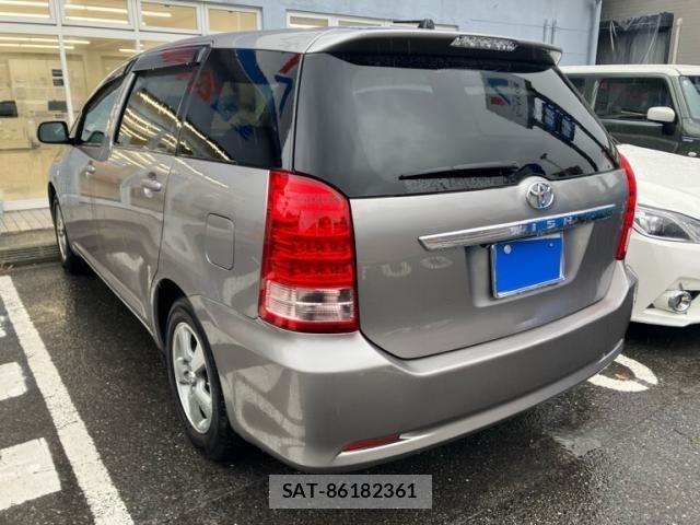 Toyota WISH 2006-06 7880648-3