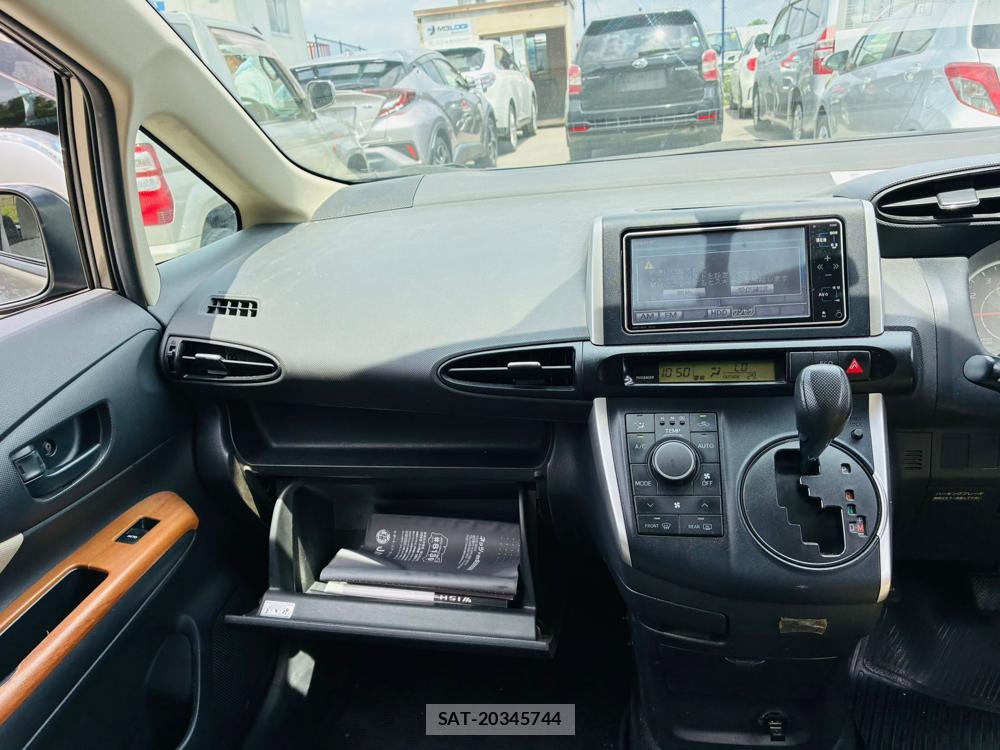 Toyota WISH 2010-10 7860326-16