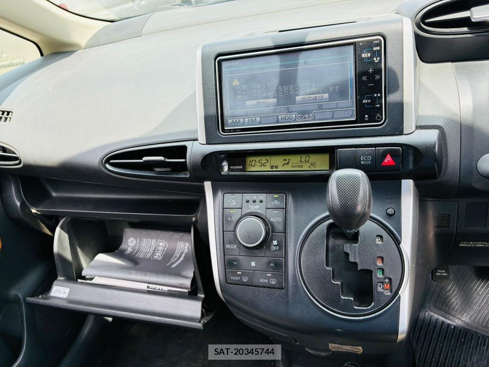 Toyota WISH 2010-10 7860326-18