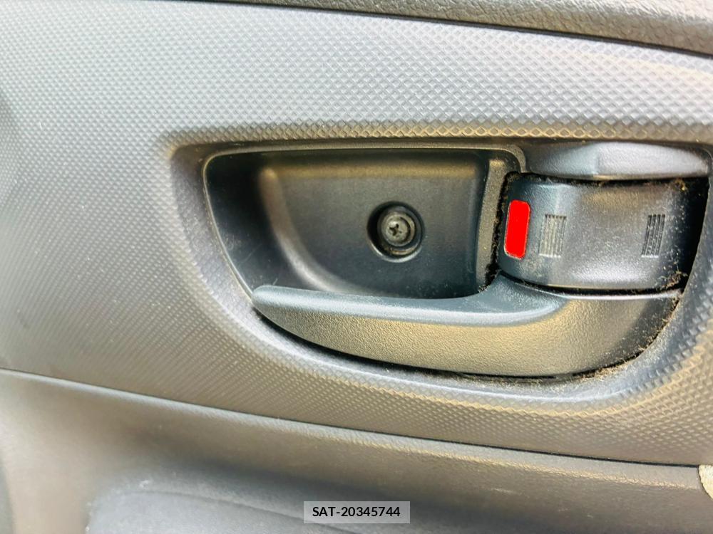Toyota WISH 2010-10 7860326-19