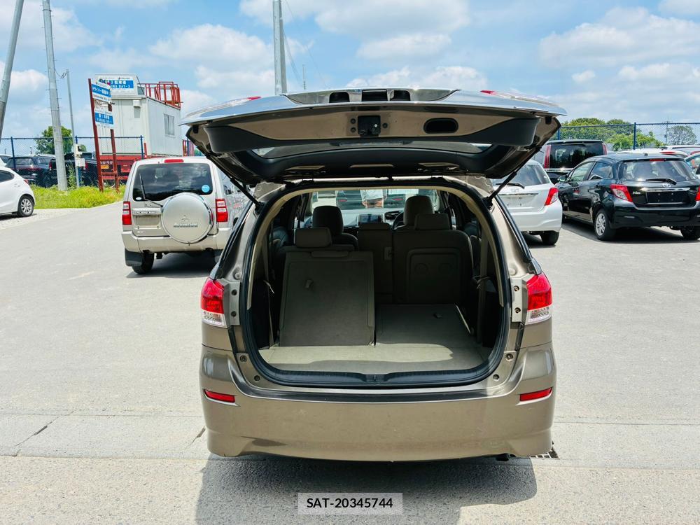 Toyota WISH 2010-10 7860326-25
