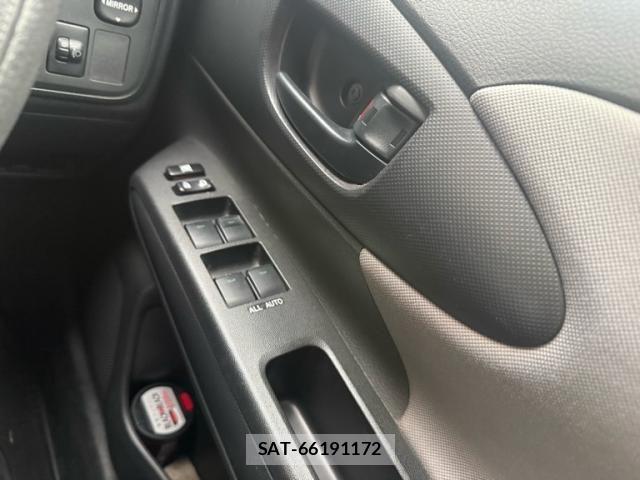 Toyota WISH 2010-03 7964477-5