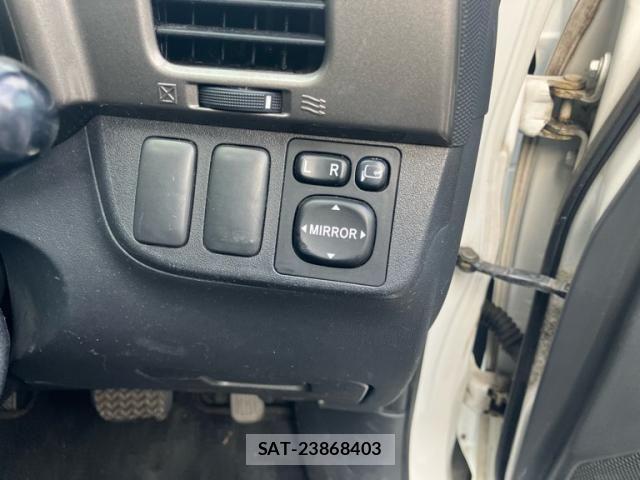 Toyota WISH 2004-03 7964484-13