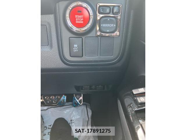 Toyota WISH 2014-01 7964475-20
