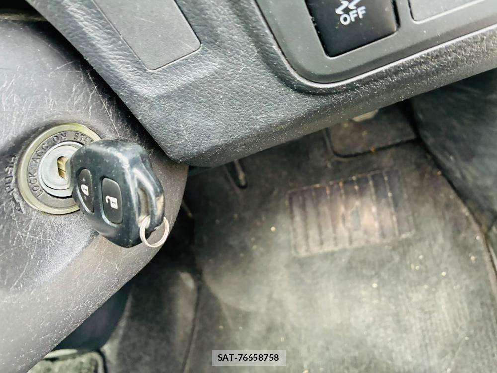 Toyota WISH 2011-05 7781698-16