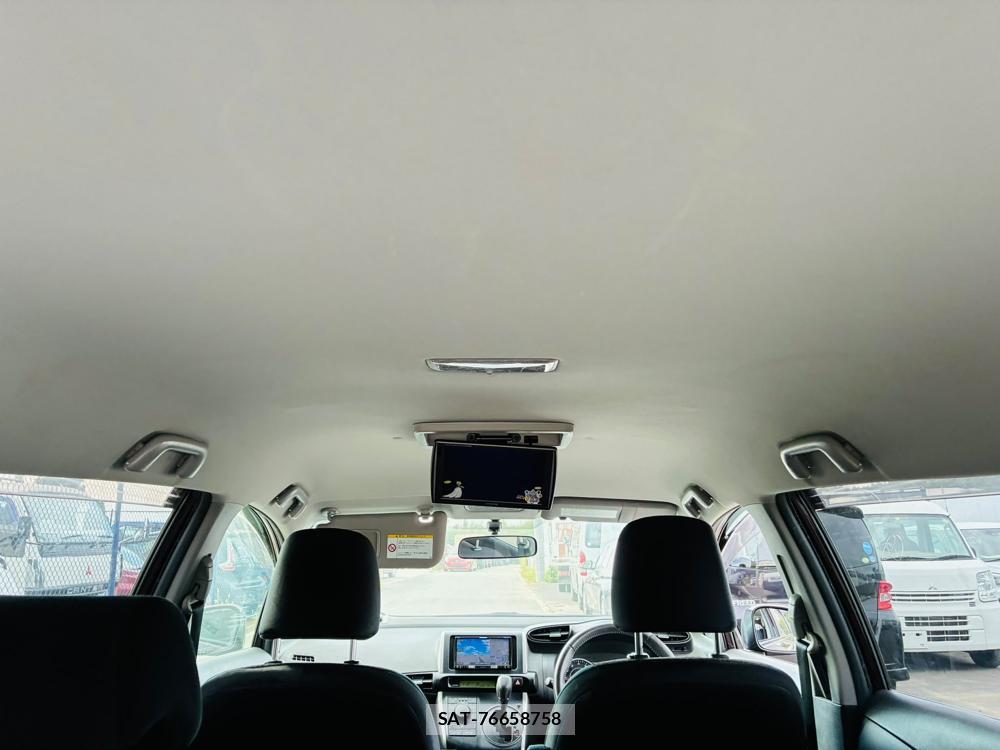 Toyota WISH 2011-05 7781698-24
