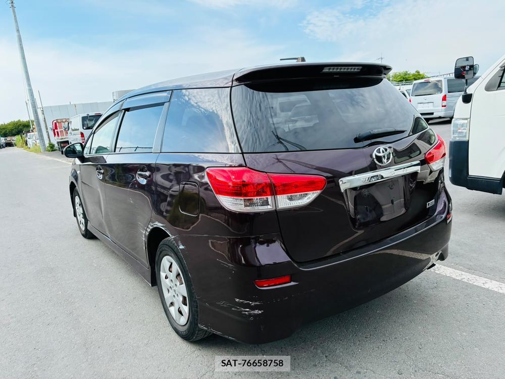 Toyota WISH 2011-05 7781698-2