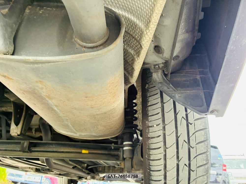 Toyota WISH 2011-05 7781698-36