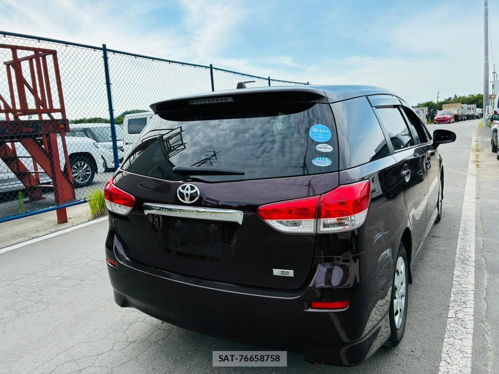 Toyota WISH 2011-05 7781698-4