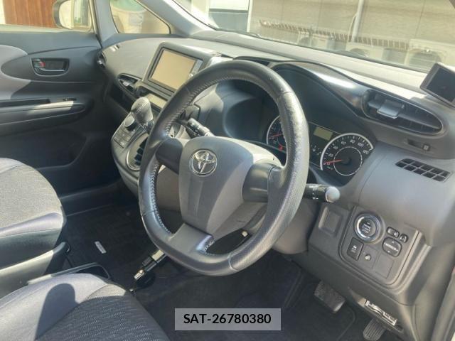 Toyota WISH 2011-09 7981630-12