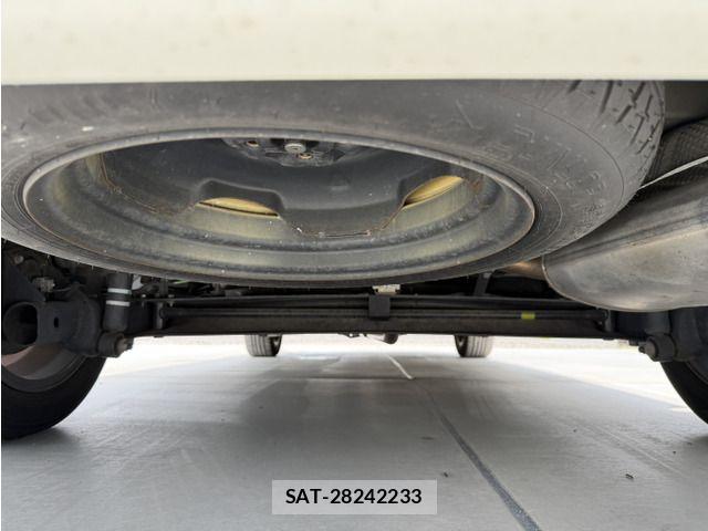 Toyota WISH 2014-10 7981629-15