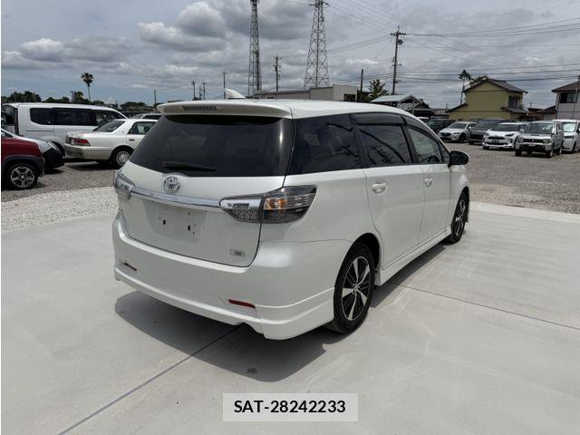 Toyota WISH 2014-10 7981629-1