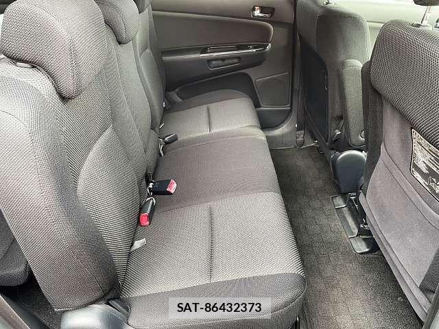 Toyota WISH 2005-05 8039319-6