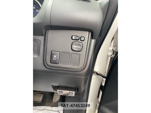 Toyota WISH 2016-10 8039302-16