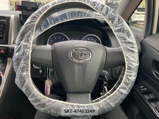 Toyota WISH 2016-10 8039302-17