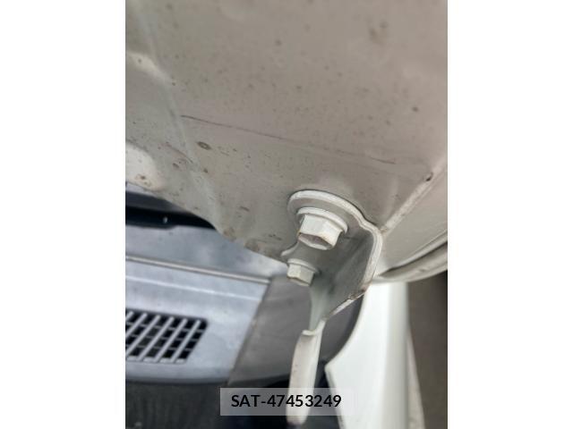 Toyota WISH 2016-10 8039302-5