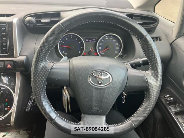 Toyota WISH 2016-02 8039317-9