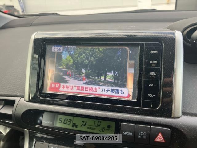 Toyota WISH 2016-02 8039317-13
