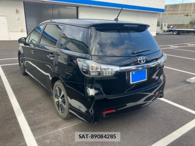Toyota WISH 2016-02 8039317-1