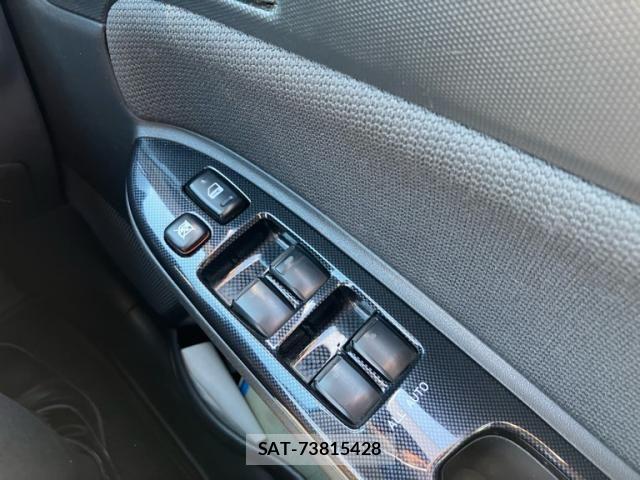 Toyota WISH 2003-03 8039324-28