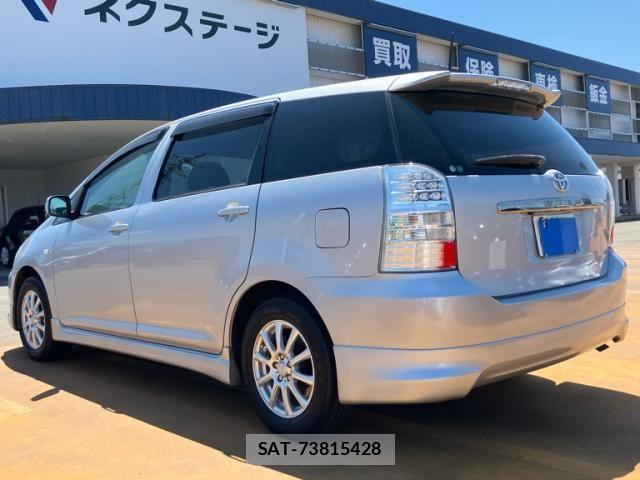 Toyota WISH 2003-03 8039324-5
