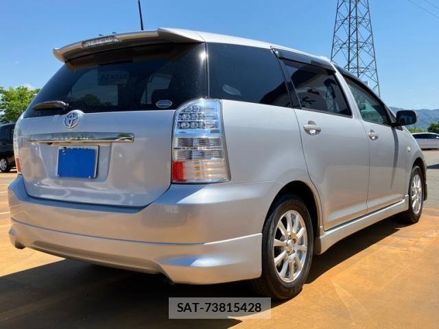 Toyota WISH 2003-03 8039324-6