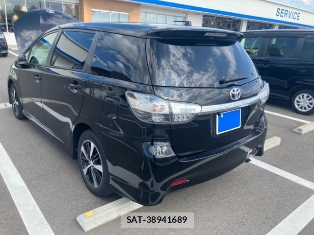 Toyota WISH 2014-03 8039310-13