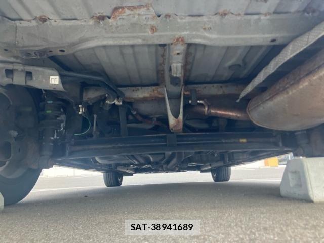 Toyota WISH 2014-03 8039310-15