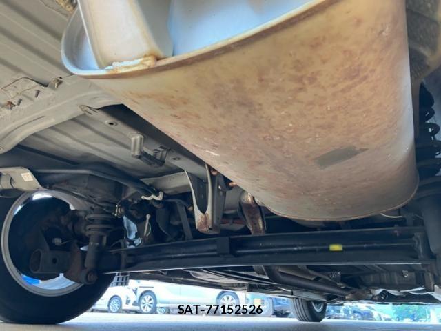 Toyota WISH 2015-11 8039308-9