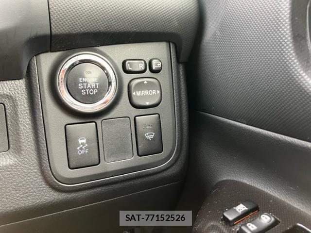 Toyota WISH 2015-11 8039308-17