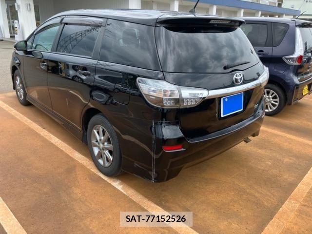 Toyota WISH 2015-11 8039308-5