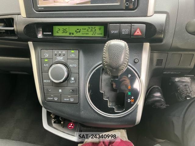 Toyota WISH 2009-12 8039328-21