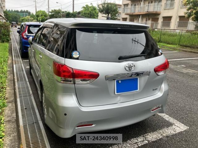 Toyota WISH 2009-12 8039328-5