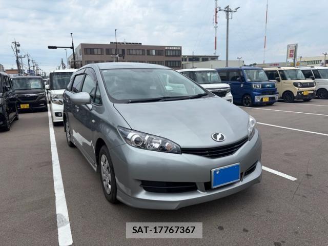 Toyota WISH 2010-06 8039318-0