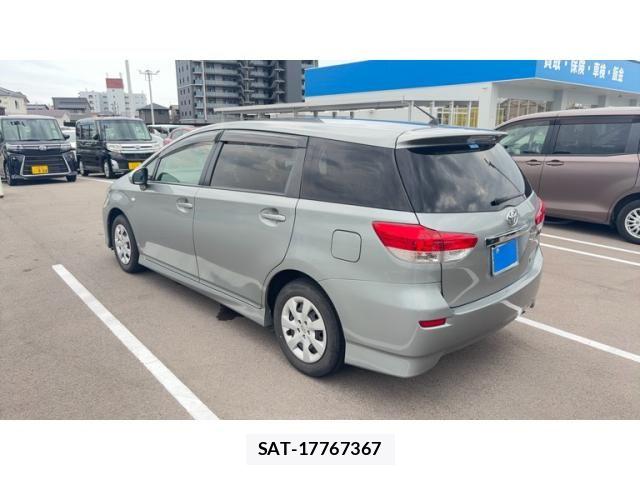 Toyota WISH 2010-06 8039318-16