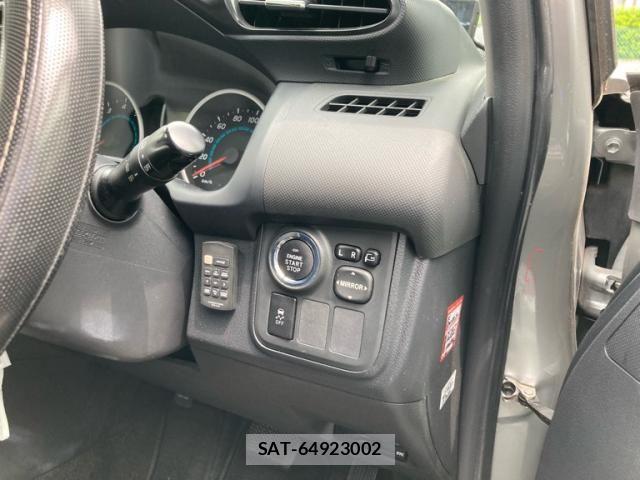 Toyota WISH 2011-07 8039309-11