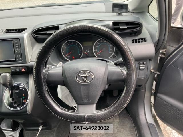 Toyota WISH 2011-07 8039309-12