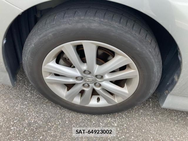 Toyota WISH 2011-07 8039309-7