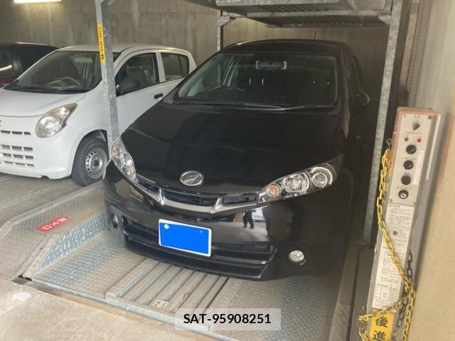 Toyota WISH 2010-03 8076210-0